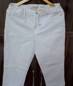 CK WHITE MOM FIT PANT
