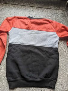 sweatshirt