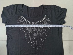 T-shirt (Black For Female)