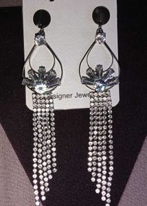 Sparkling Earrings With 3 Beautiful Products