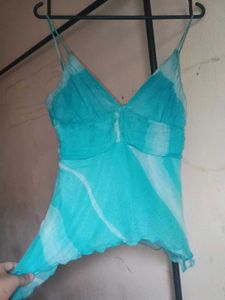 delicate pretty top