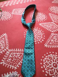 Tie