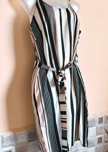 Size S/M🎁Buy 2 Get 1 Free 🎁Striped Midi Dress