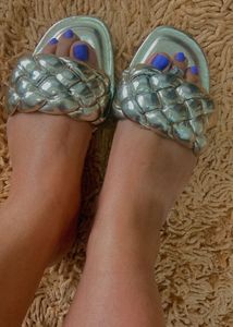 Steve Madden Brand New Flates