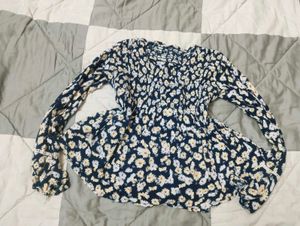 Y2K !!!! Floral Print Long Sleeve Top