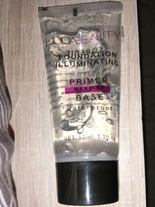 Huda Beauty Illuminating Primer✨