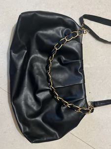 Black Chain Shoulder/sling Bag