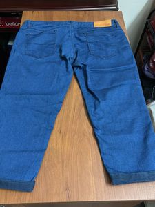 Blue Capri Jeans