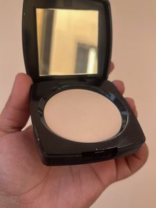 ELLE 18 Lasting Glow Compact