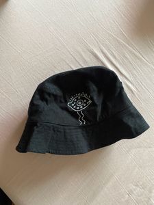 Sazo Bucket Hat 🧢