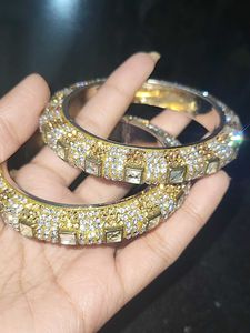 Elegant Bangle Set chuda golden jwellery