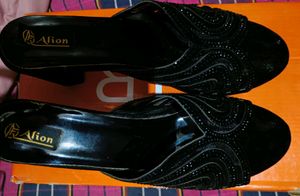 Black Heel