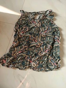 only branded flowers printed top