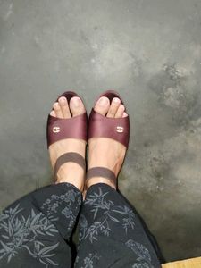 Sandle With Minimal Heel