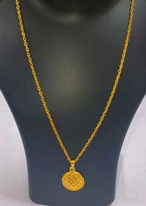 Elegant Gold-toned Pendant Adjustable Necklace cha
