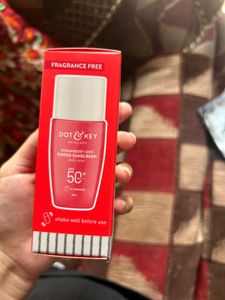 Dot And Key Strawberry Dew Tinted Sunscreen