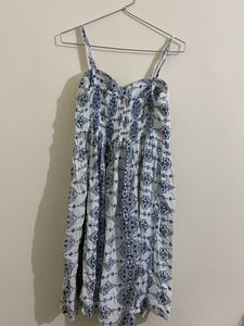 Unused Zara White Padded Sleeveless Dress