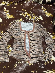 Beautiful Cardigan 🍯