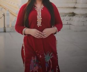 Kurta Set With Embroidery And Shells