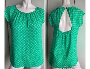 Banana Green Irregular Check Flutter Sleeve Top