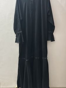 Dubai Abaya