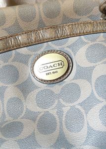 Coach Signature 100% Authentic Bag