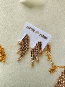 Golden Stone Necklace Set