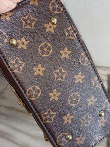 SALE🎄🎅🆕imported Brown  Handbag+purse🆕