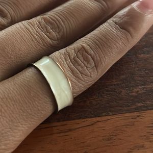 3 Pretty Trendy Finger Rings