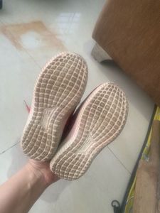 Red Shoose.....