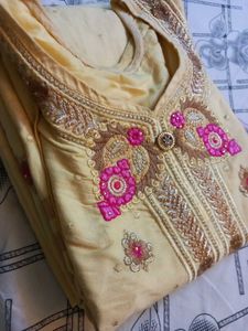 💛Shalwaz Suit