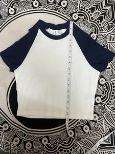 Navy & White Raglan Sleeve Crop Top – Size M
