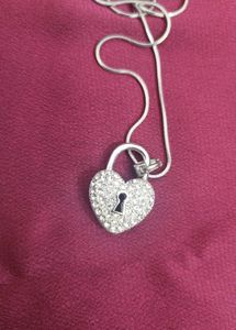 Heart Key Hole Pendant And Chain