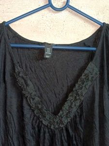 H&amp;M Fashion Top Sleeveless Black 🖤