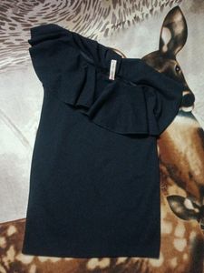 Black Off Shoulder Dress For 7to8 Yrs Baby Girl