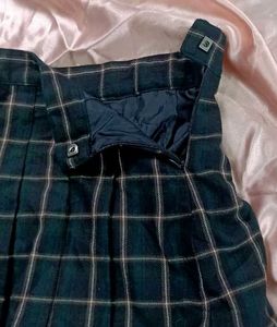 Gothic Pleated Checkered Skirt