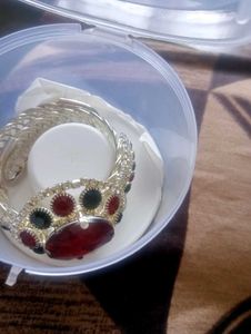 Gorgeous Stone Bracelet Watch For Women