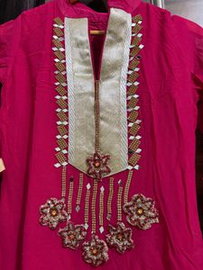 Pink &amp; Gold Embellished Kurti