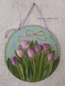 Sculpted Tulip Flower Blooms Wall Decor