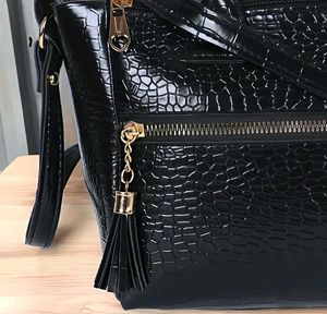 Stylish Black Shoulder Bag