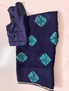 Geometric Print Navy Blue Saree With Blouse