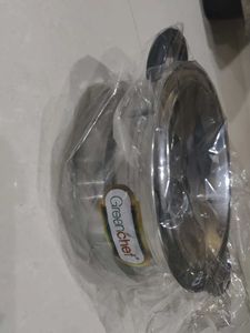 Brand New Stainless Steel Service Pot With Lid