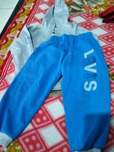 Little boy sweat shirt