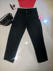 Straight Leg Denim For 350✨✨