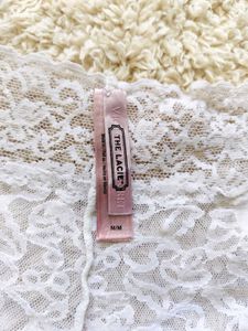 Victoria's secret : Lace lingerie set