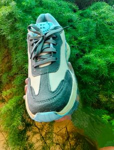 Puma Sneakers