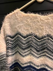 Patterned Knit Pullover Sweater