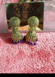 2 Pairs Jhumkas