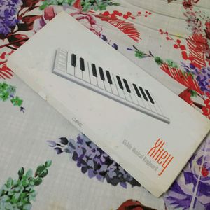 CME XKEY 25 MIDI POLYPHONIC AFTER TOUCH KEYBOARD