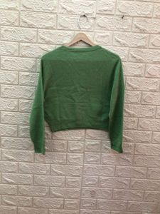 Green cute crop sweater✅🍬💗